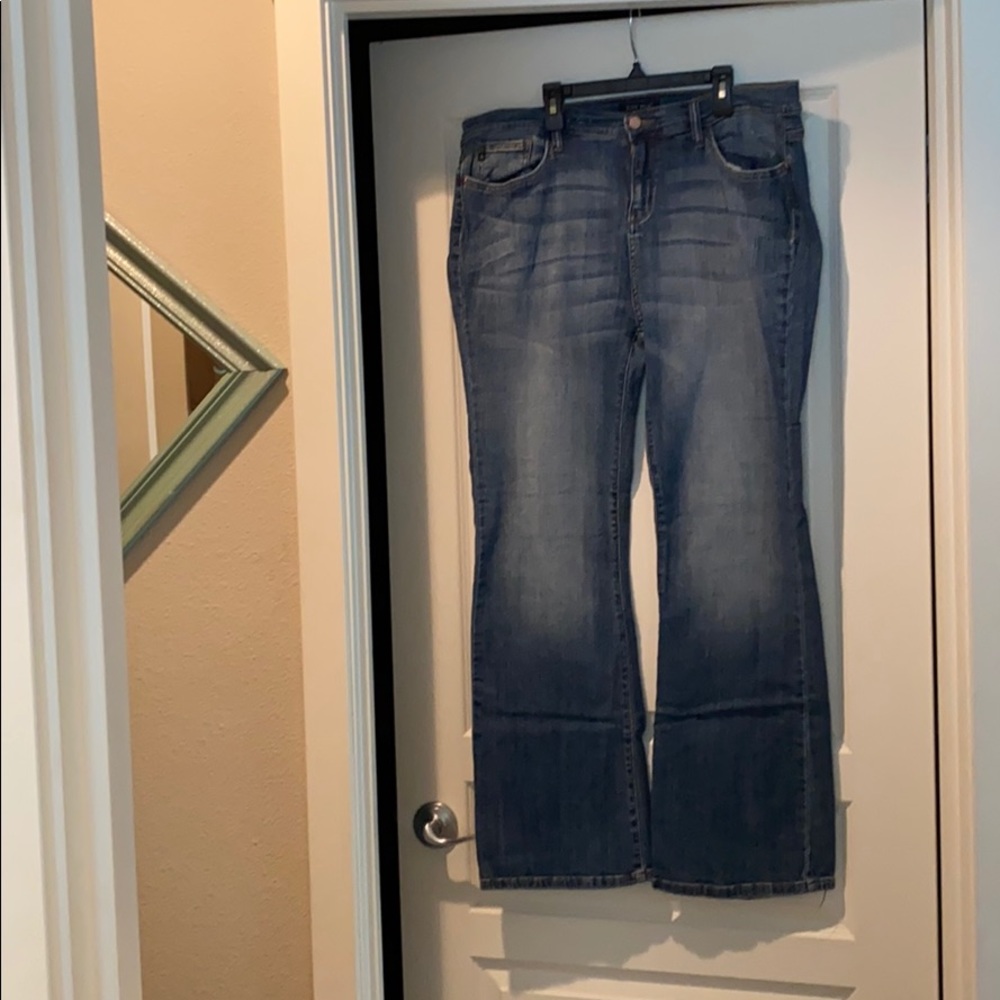 2XL Judy Blue Bootcut Jeans